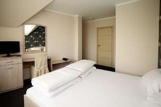 Отель Family Hotel Diana София Апартаменты с 2 спальнями-2