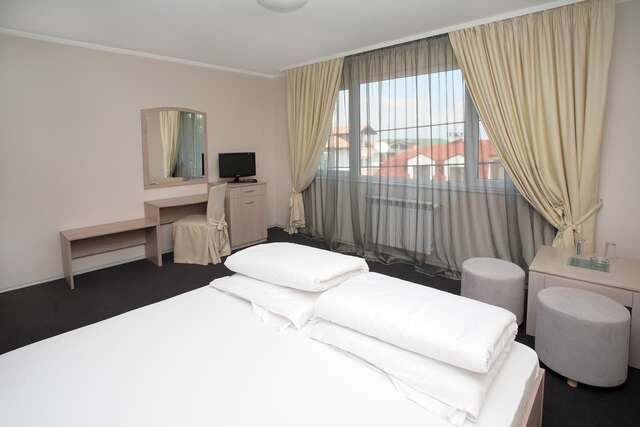 Отель Family Hotel Diana София-34