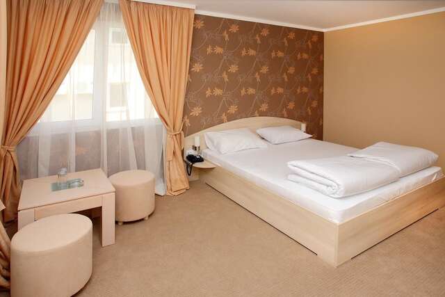 Отель Family Hotel Diana София-11